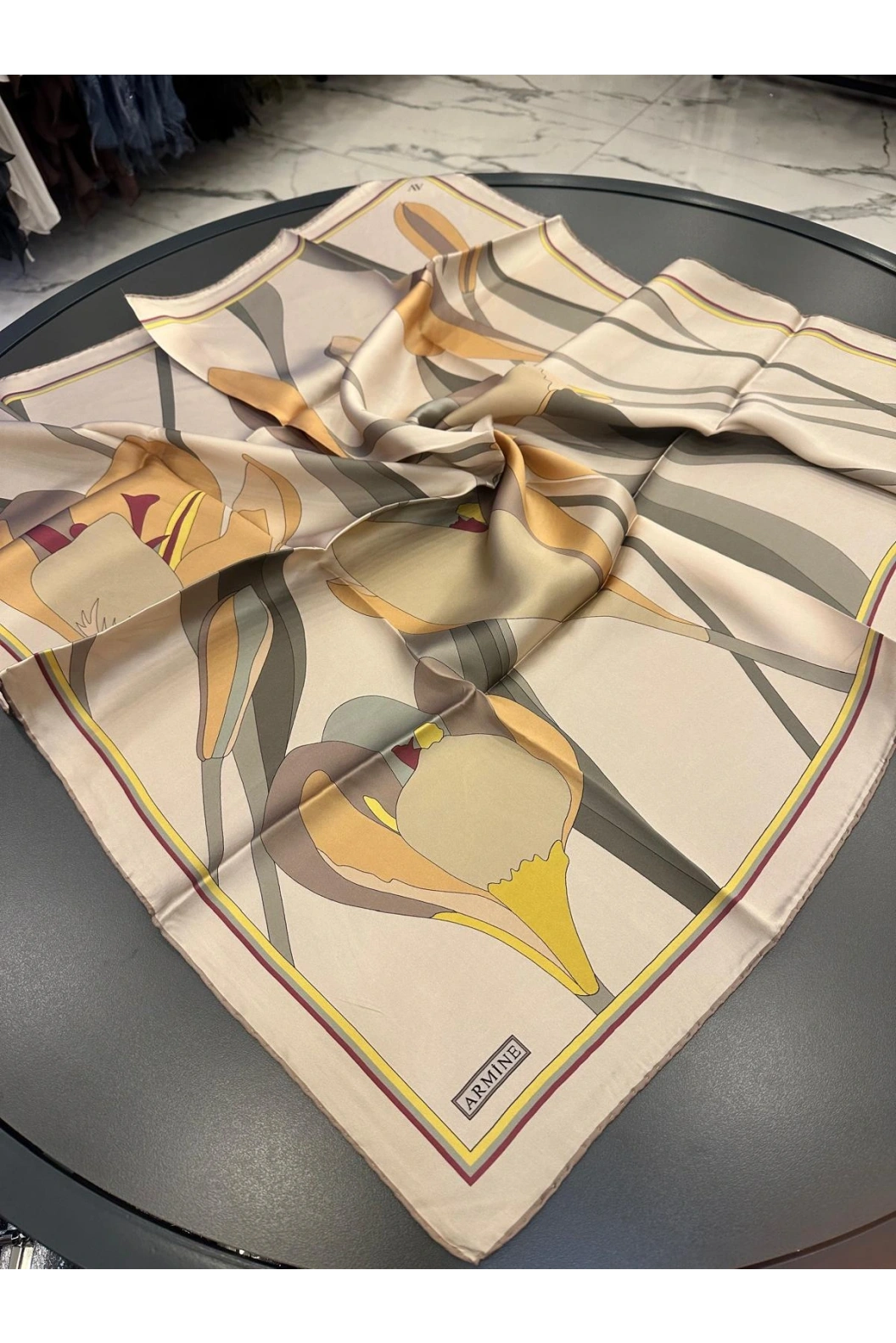 ARMİNE-%100 İPEK EŞARP BEJ