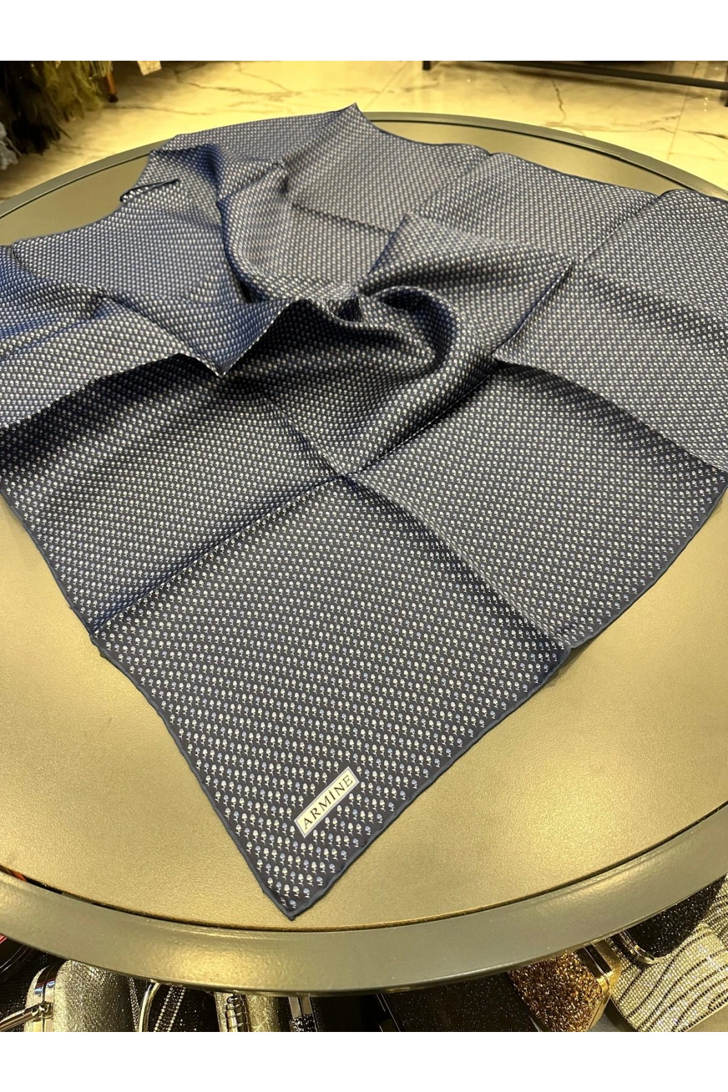 ARMİNE-%100 İPEK EŞARP LACİVERT