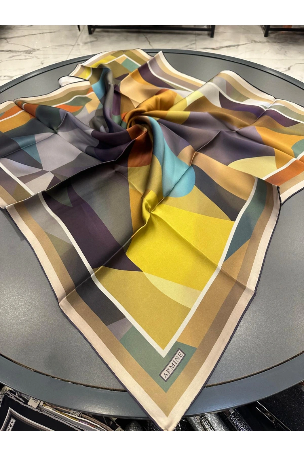 ARMİNE-%100 İPEK EŞARP YEŞİL