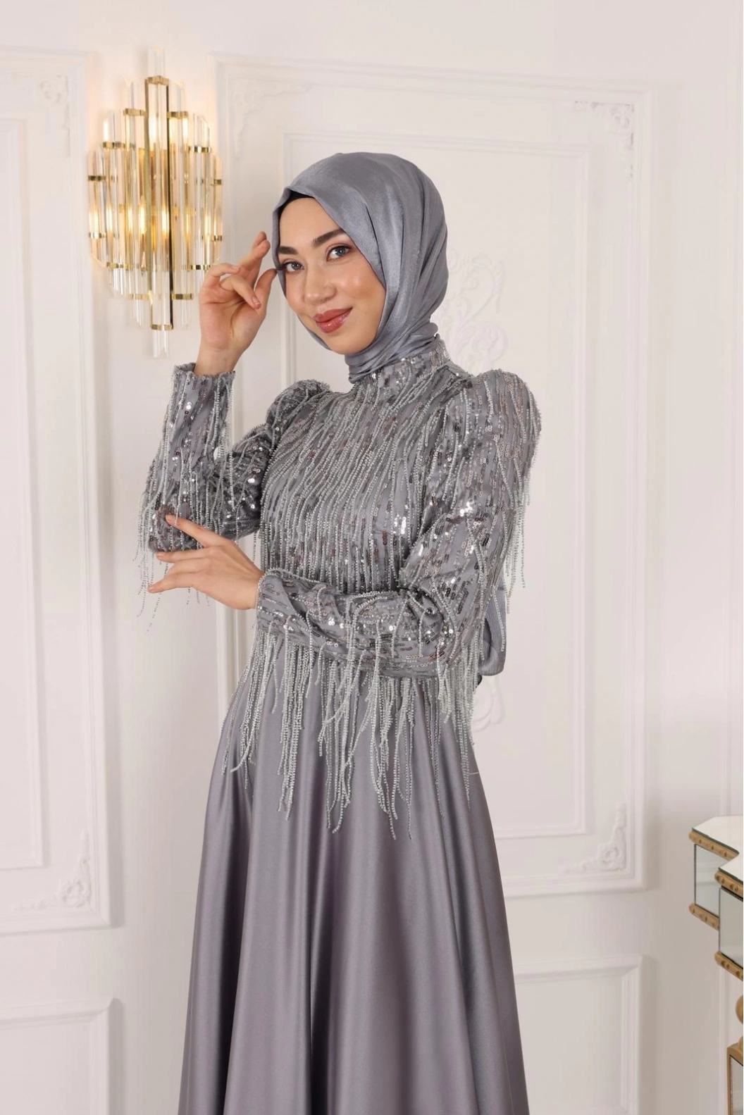 EMİNE GÜNGÖR-ECRİN ABİYE GRİ