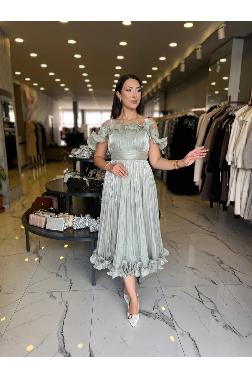 ESPENİCA-VOLAN DETAYLI MİNİ ELBİSE YEŞİL