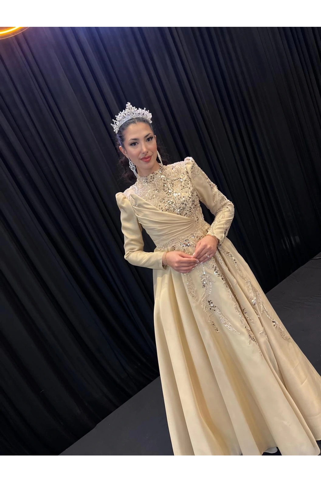 FERİHA SARIOĞLU-BELGİN ABİYE BEJ