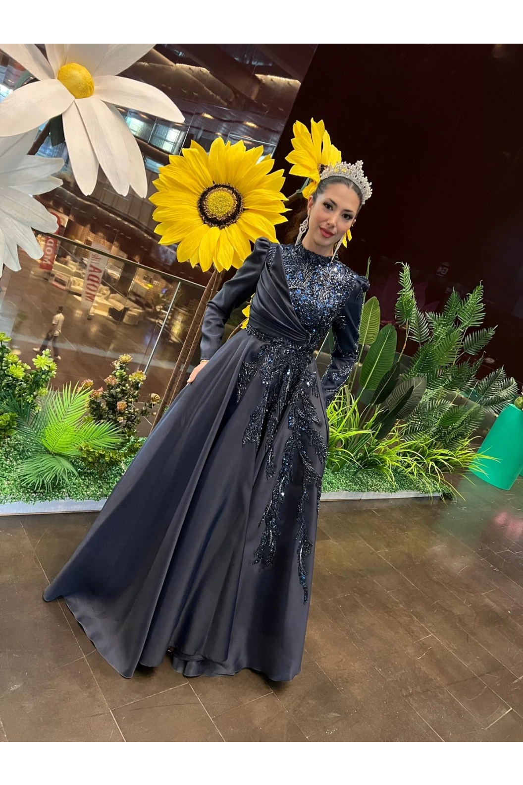 FERİHA SARIOĞLU-BELGİN ABİYE LACİVERT