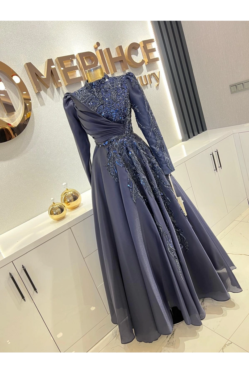 FERİHA SARIOĞLU-BELGİN ABİYE LACİVERT