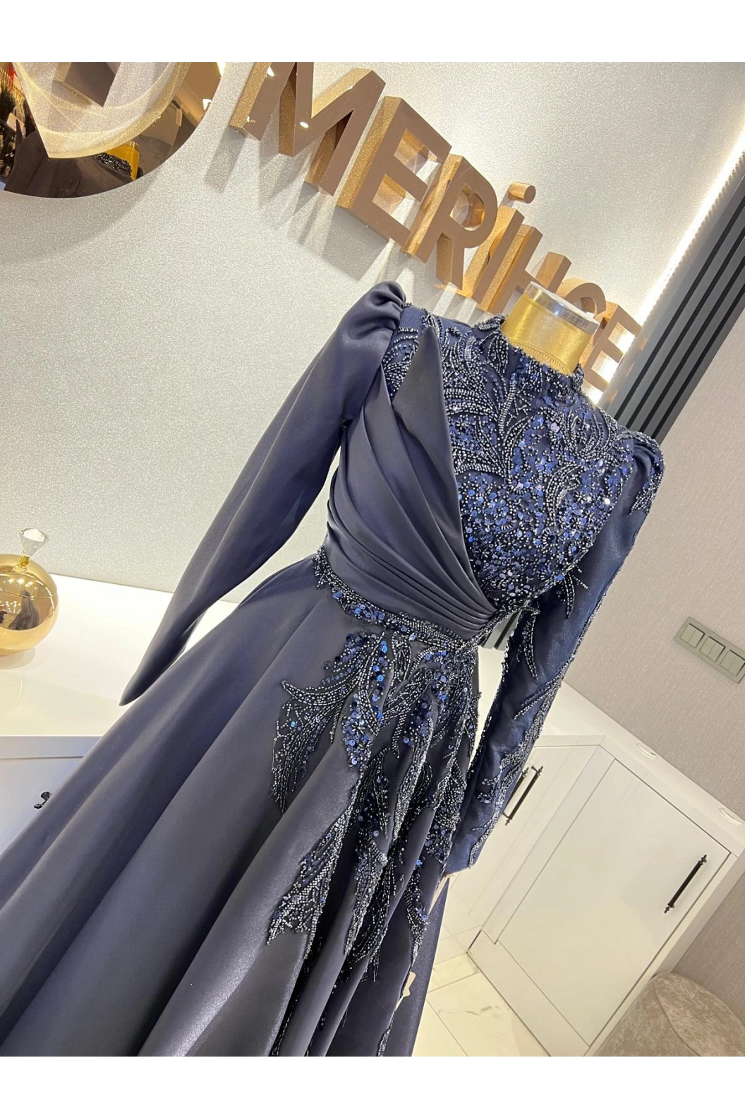 FERİHA SARIOĞLU-BELGİN ABİYE LACİVERT