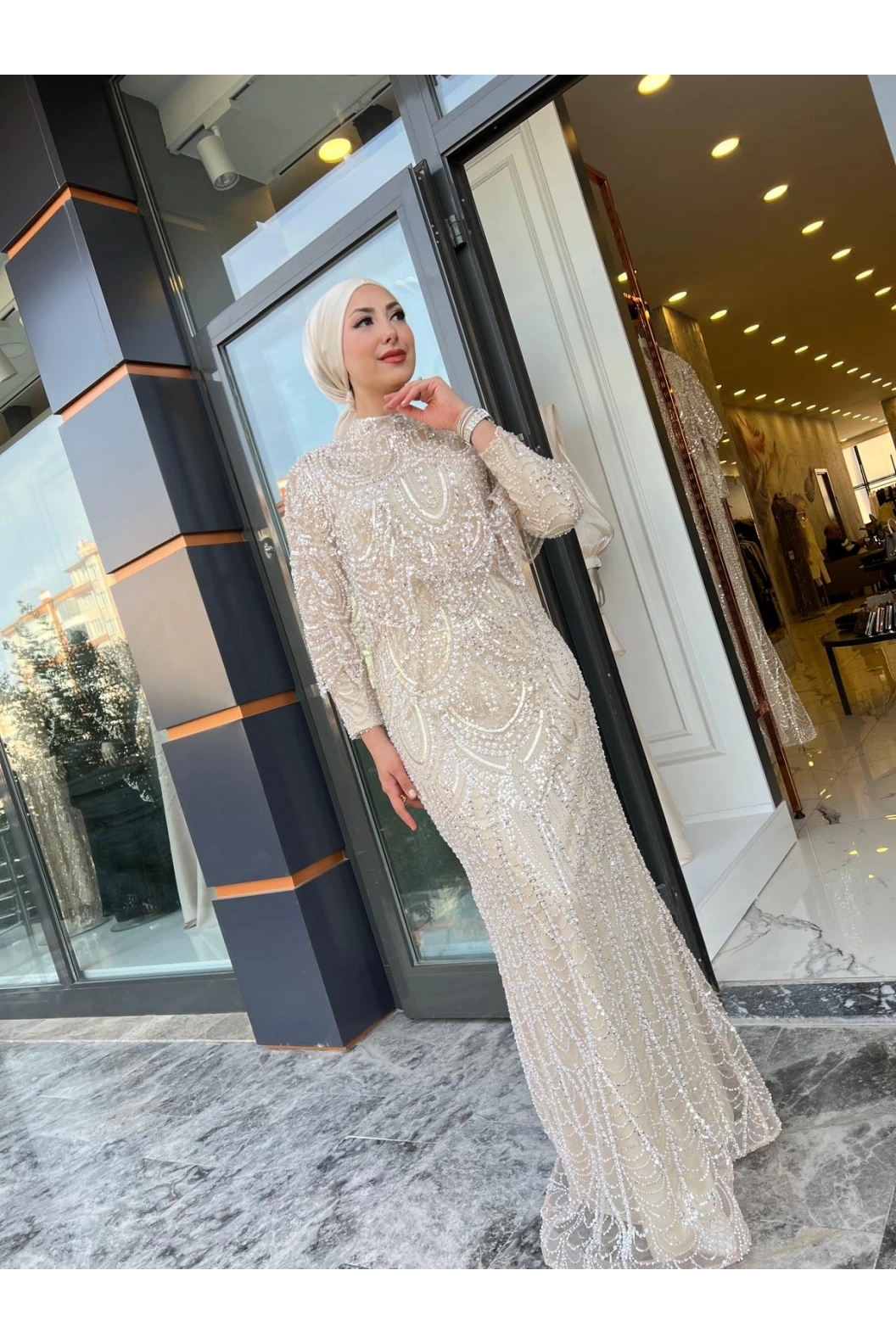 GAMZE ÖZKUL DİVA ABİYE BEJ