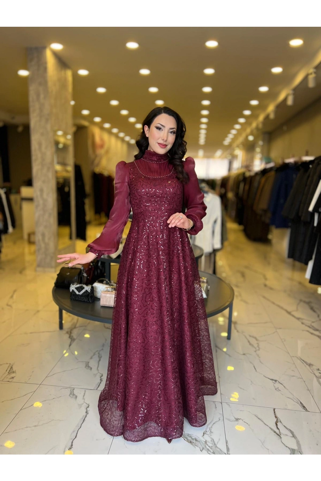 GAMZE ÖZKUL-İNCİ ABİYE BORDO