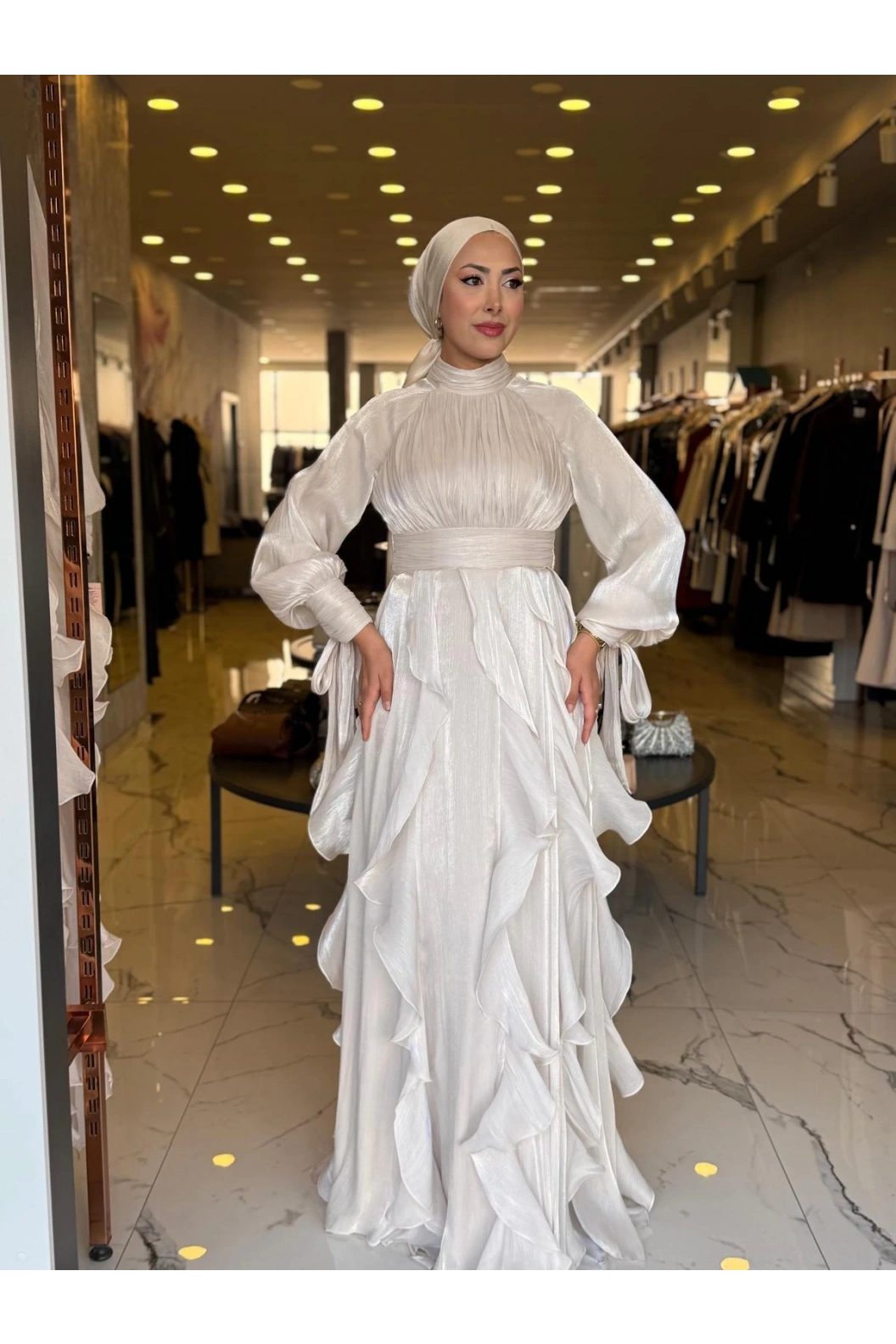 GAMZE ÖZKUL-TÜL DETAY DORA ABİYE BEJ