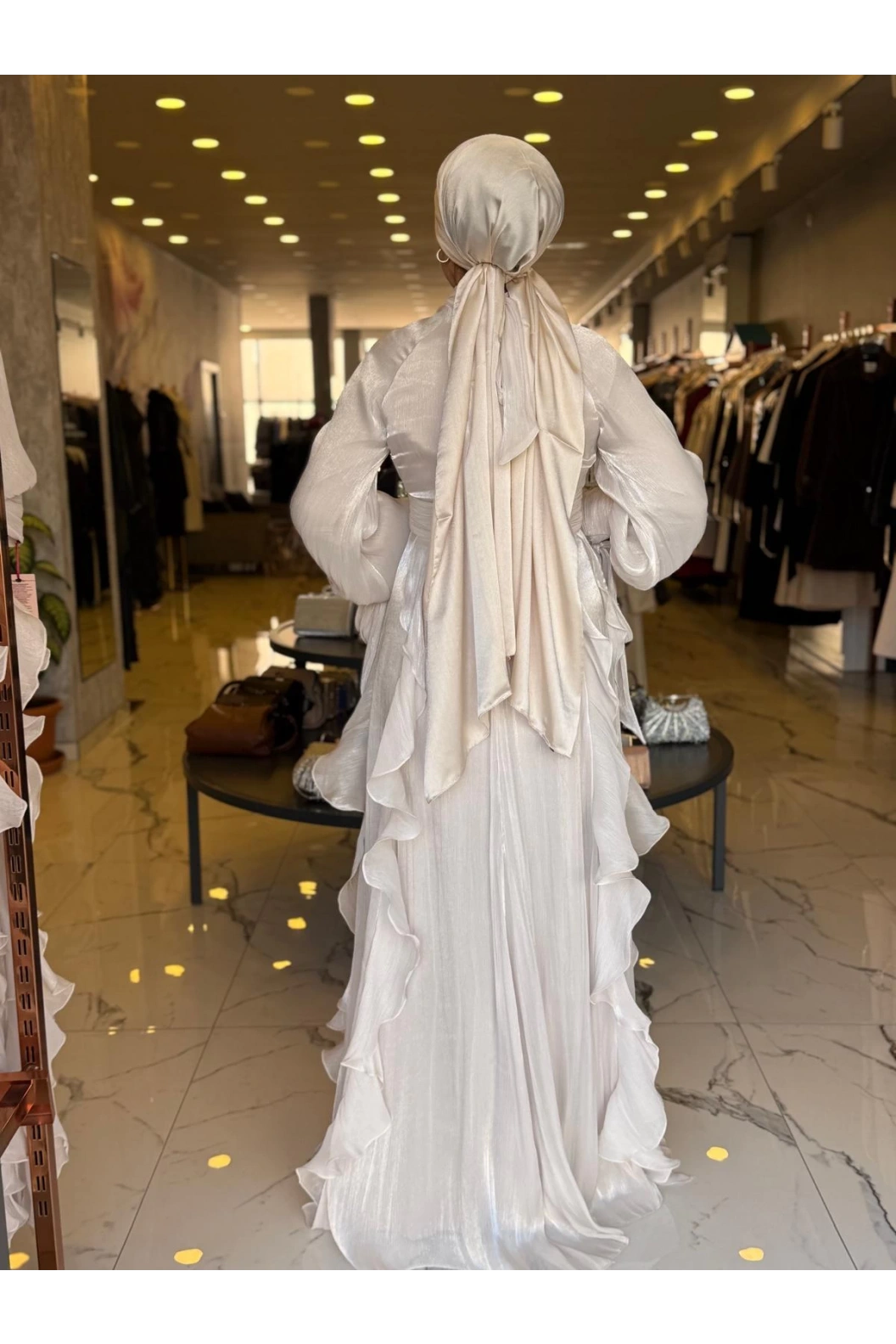 GAMZE ÖZKUL-TÜL DETAY DORA ABİYE BEJ