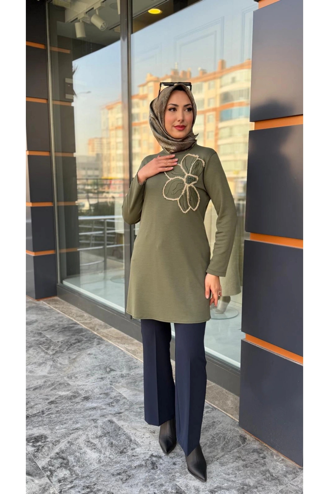 HAYA-ÇİÇEK NAKIŞLI TUNİK YEŞİL