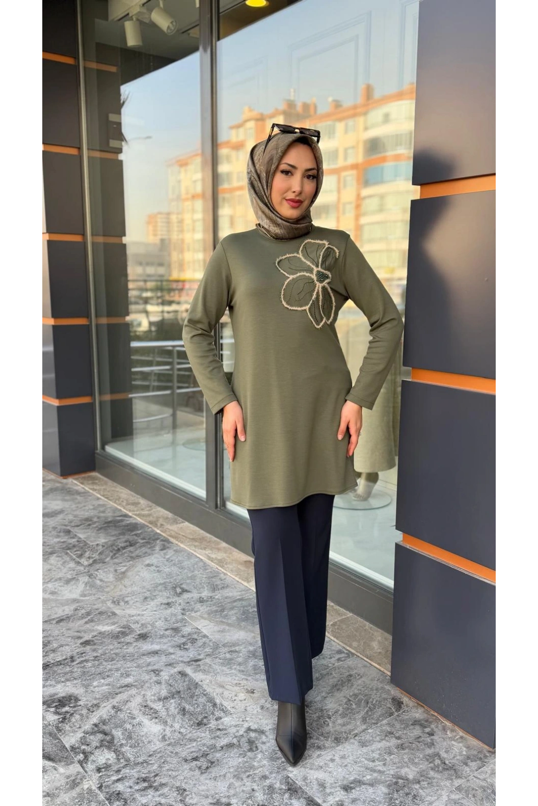 HAYA-ÇİÇEK NAKIŞLI TUNİK YEŞİL