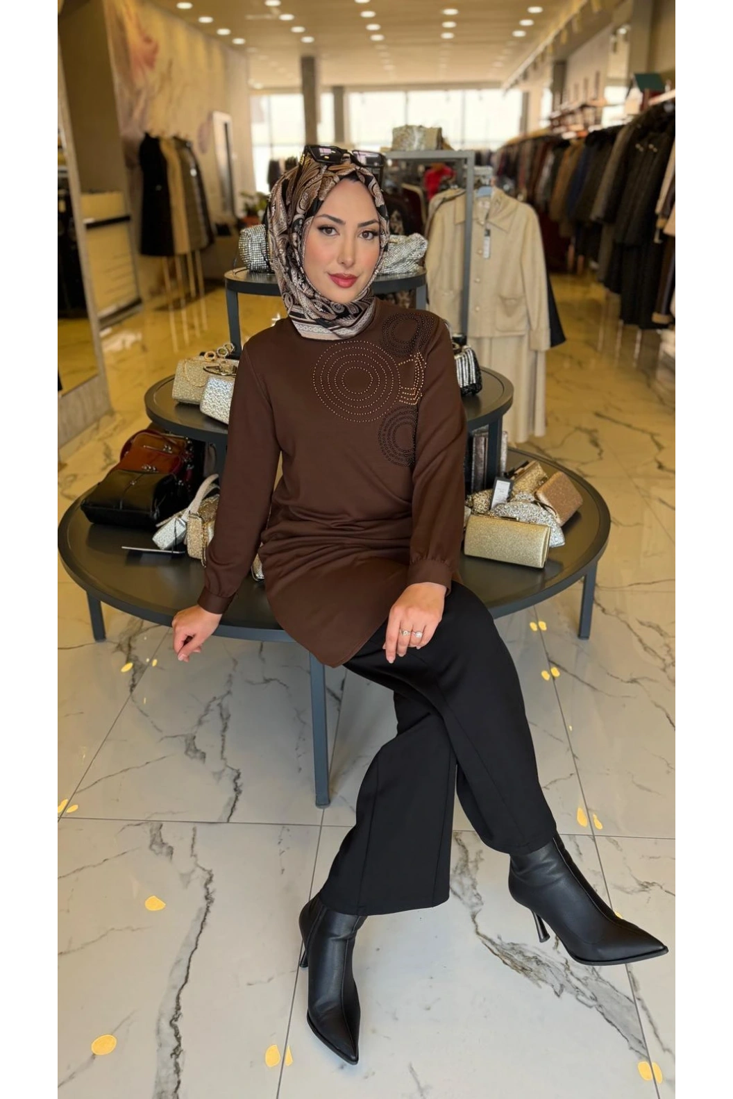 HAYA-DAİRE İNCİLİ TUNİK KAHVE