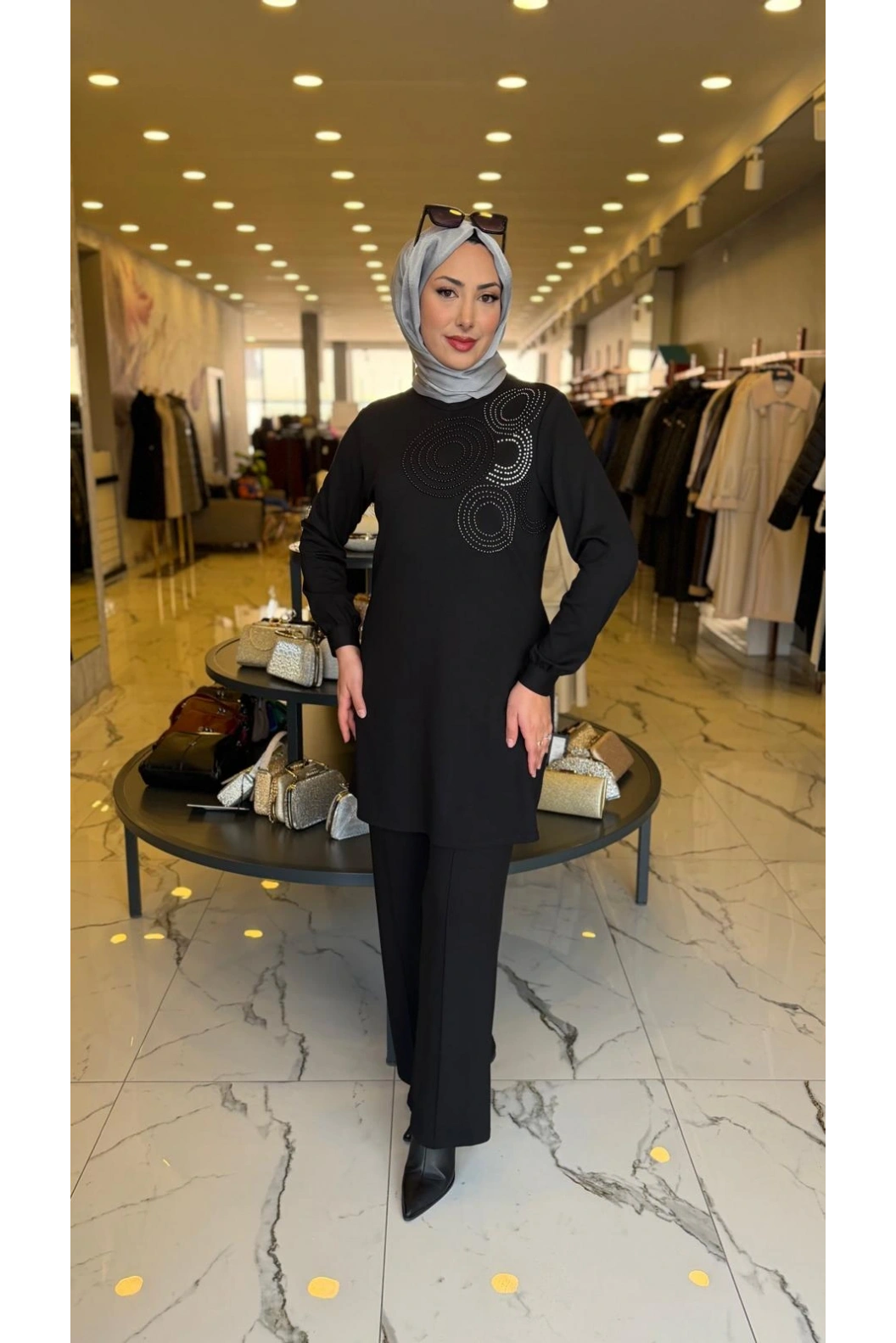 HAYA-DAİRE İNCİLİ TUNİK SİYAH