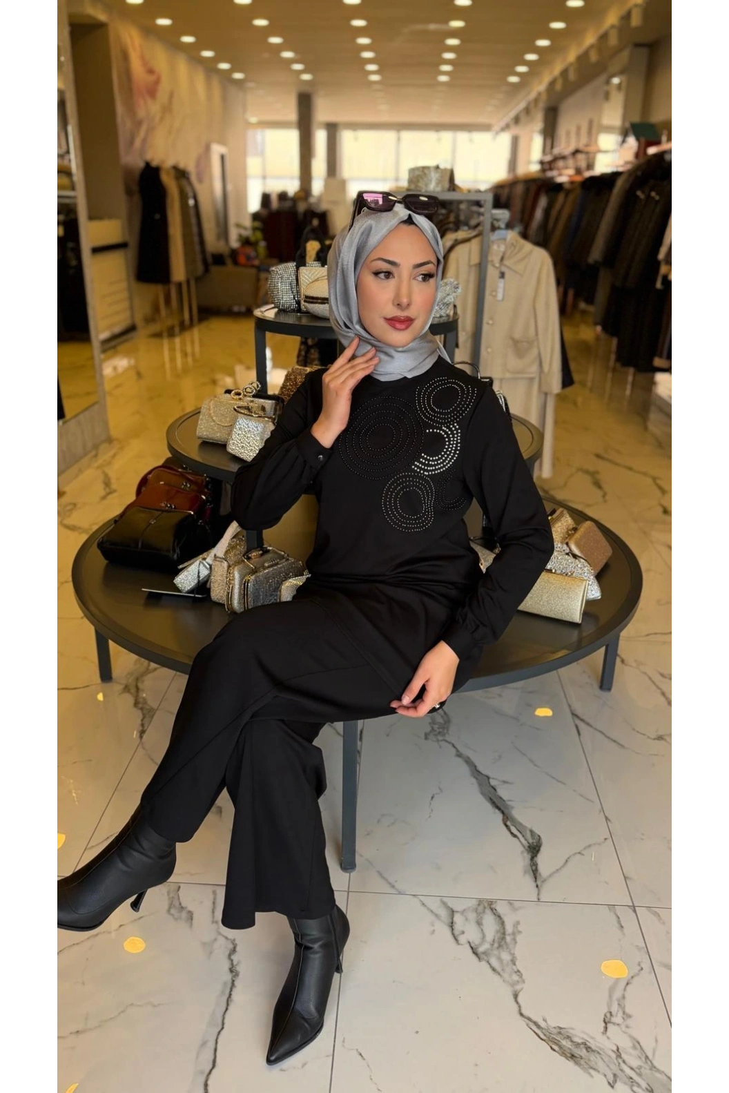 HAYA-DAİRE İNCİLİ TUNİK SİYAH