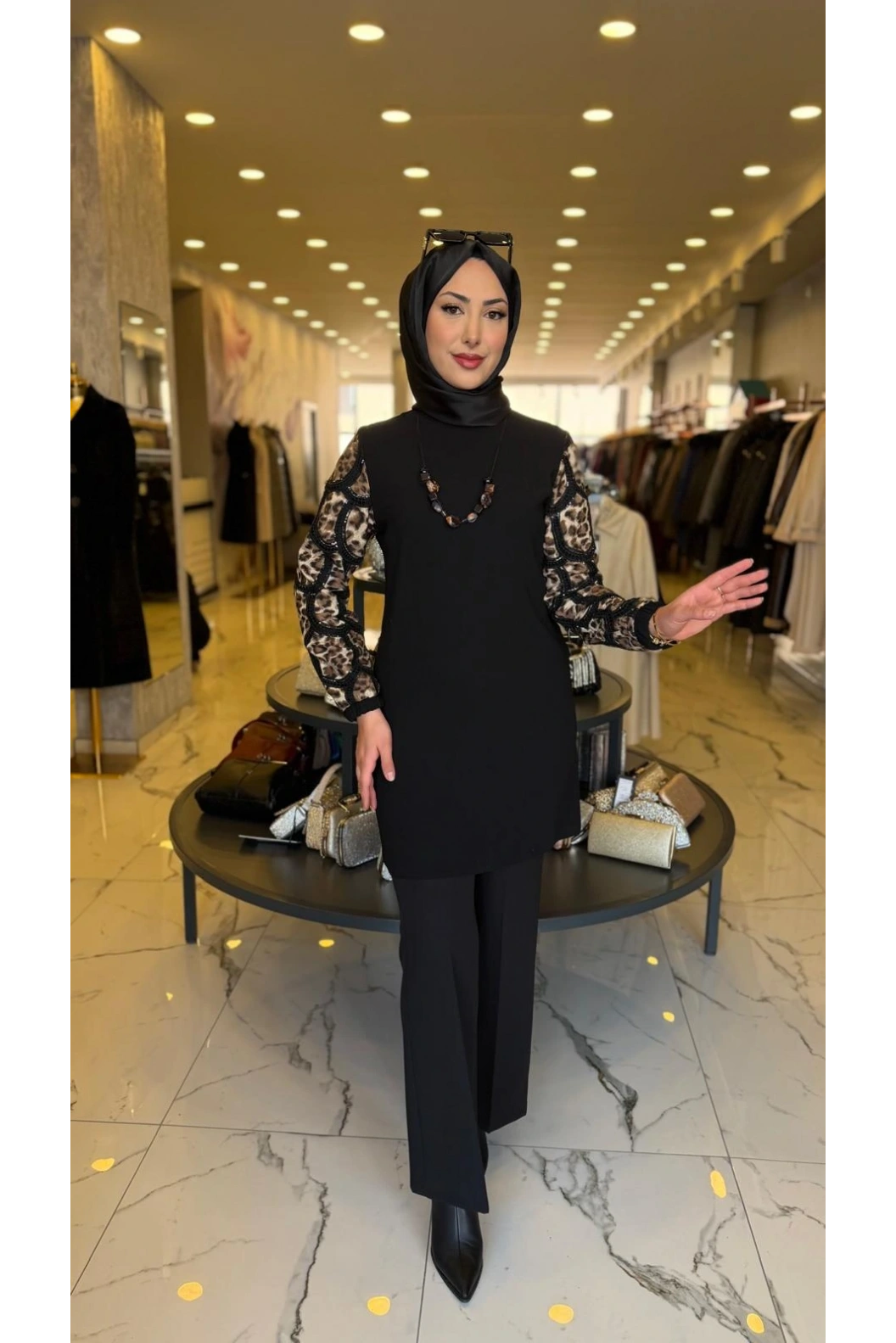 HAYA-KOLYELİ TUNİK SİYAH