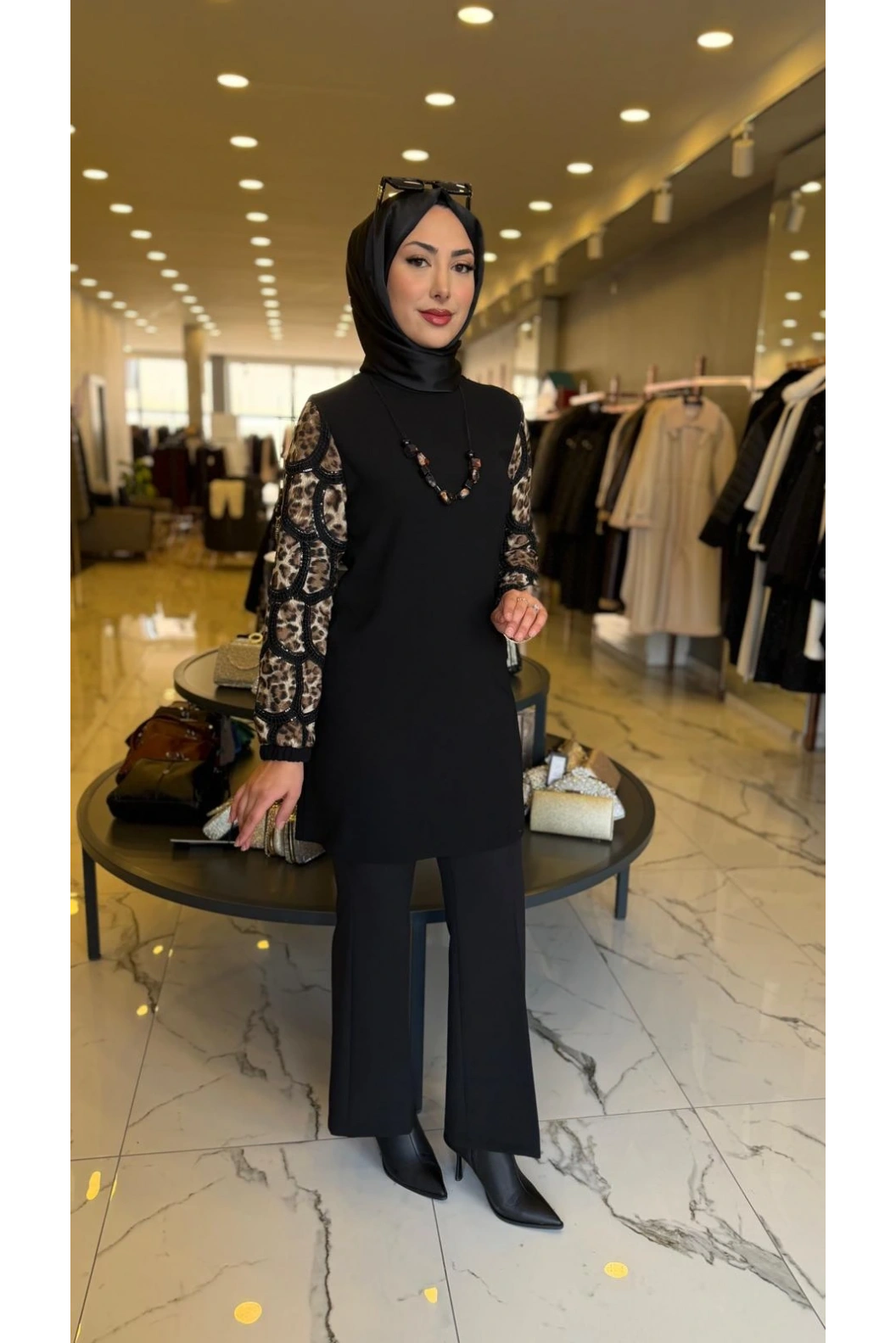 HAYA-KOLYELİ TUNİK SİYAH