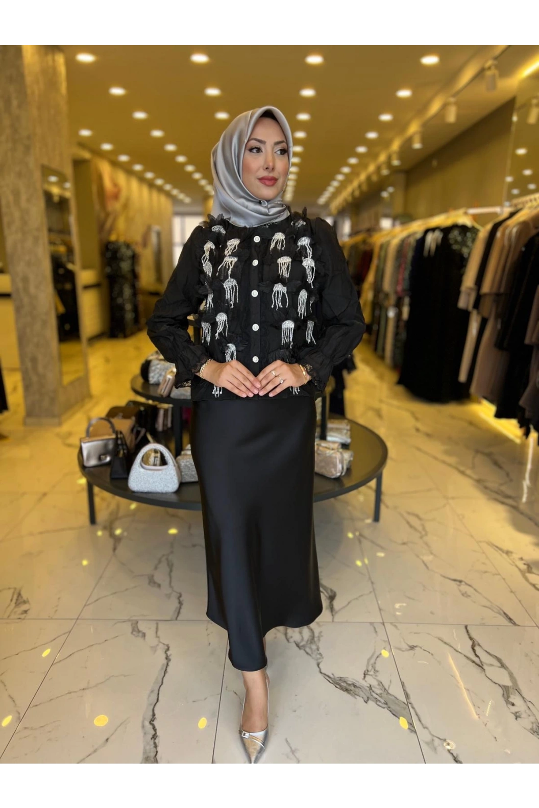 İTHAL-BONCUK DETAYLI İTHAL GÖMLEK SİYAH