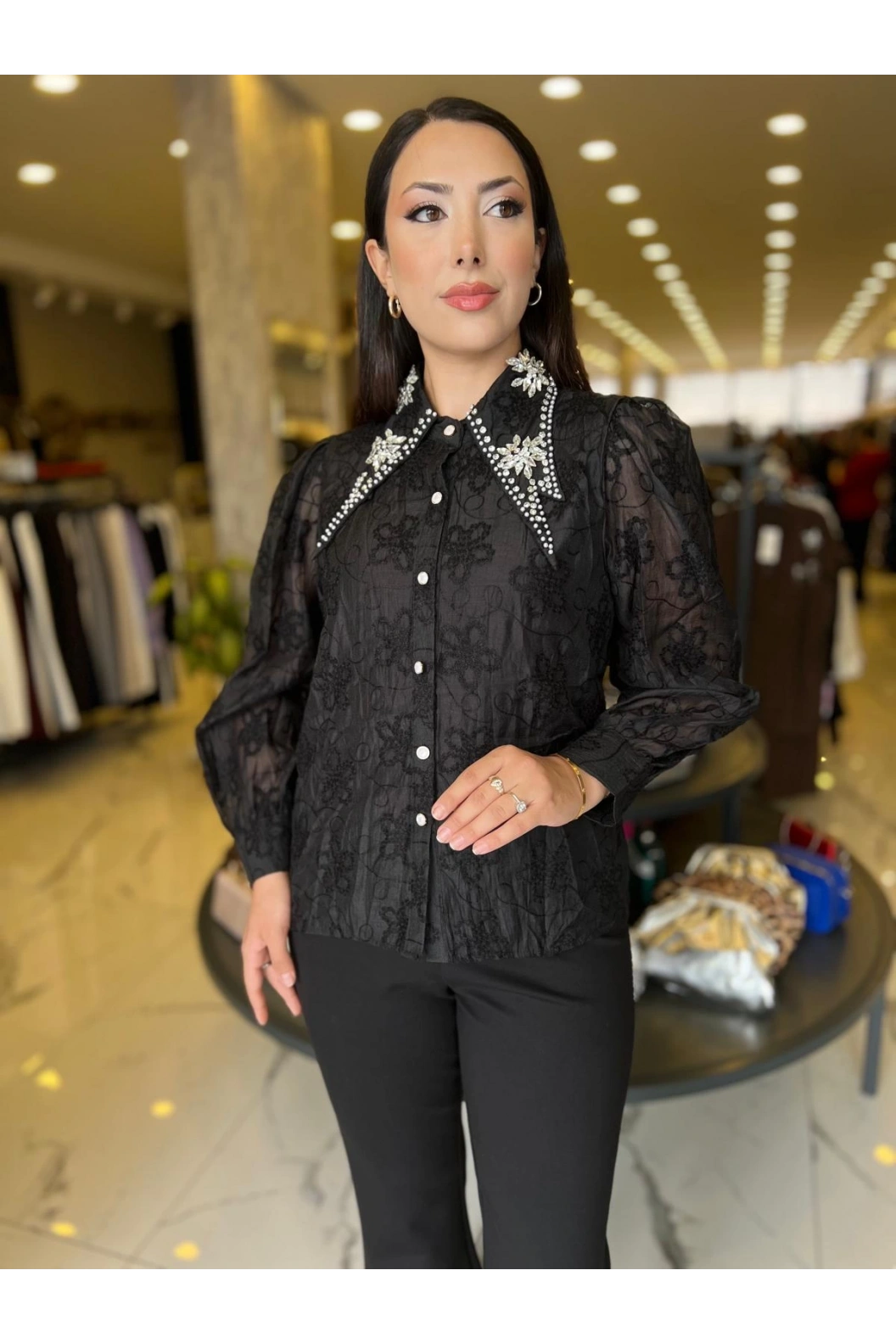 İTHAL-YAKASI TAŞLI İTHAL GÖMLEK SİYAH