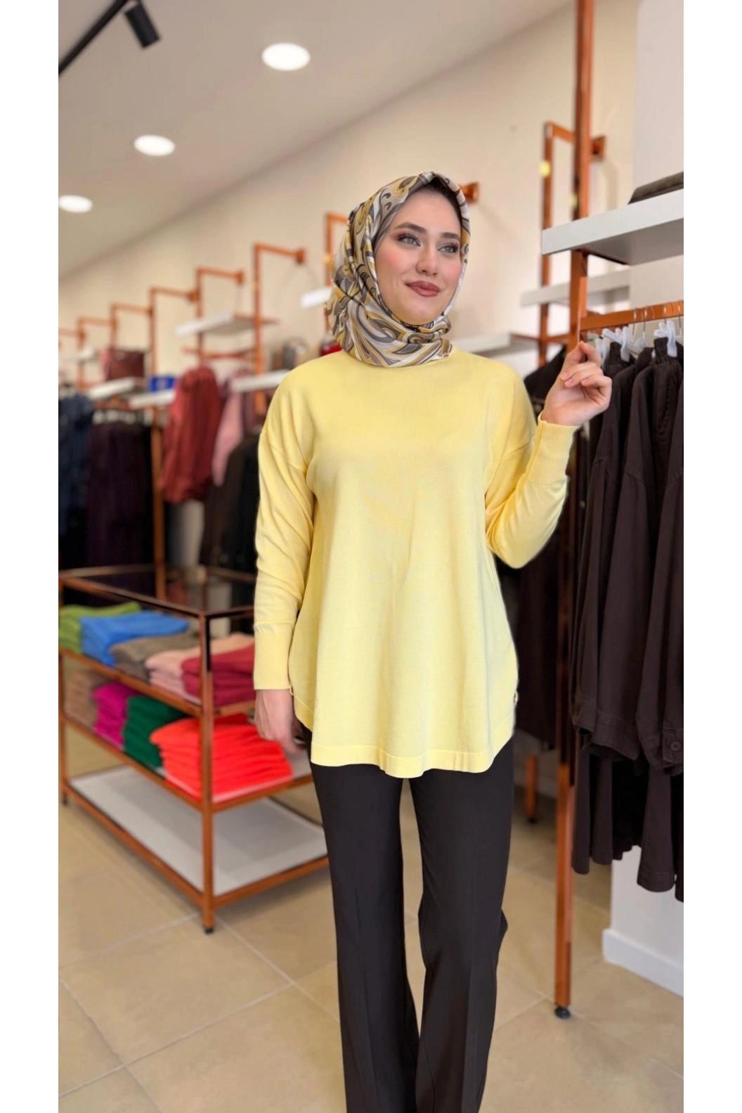 MAGAZİN-İNCE ÖRME TRİKO SARI
