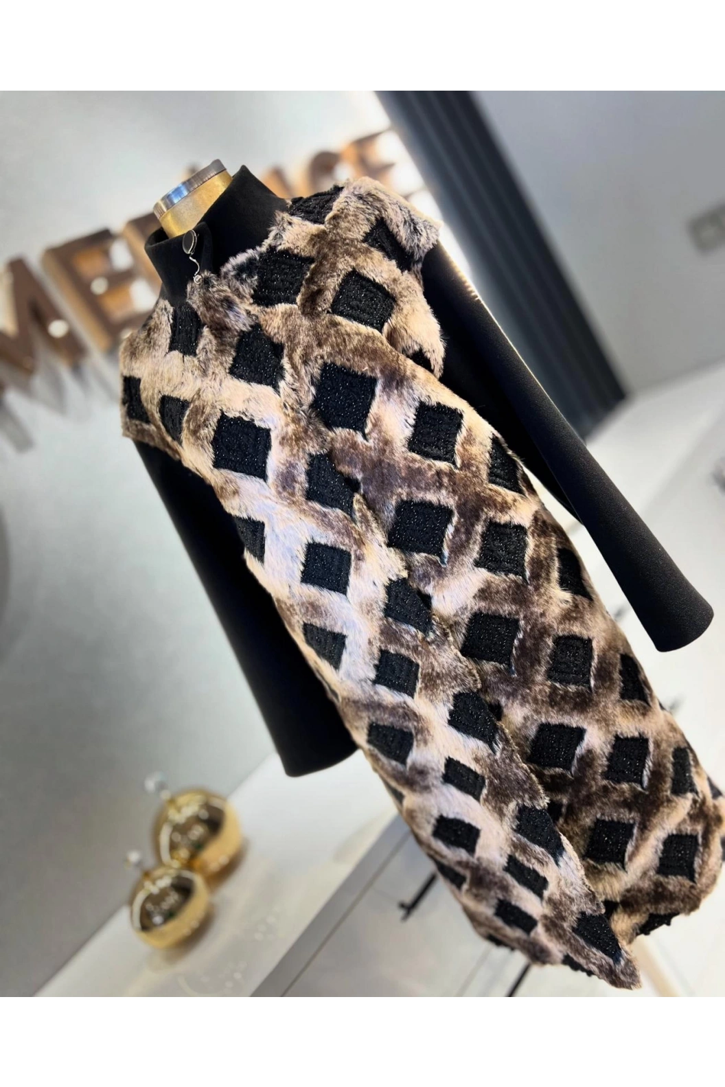 MATEKS-ANGORA DETAYLI KAŞE KABAN KAHVE