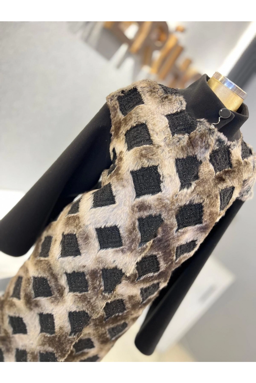 MATEKS-ANGORA DETAYLI KAŞE KABAN KAHVE