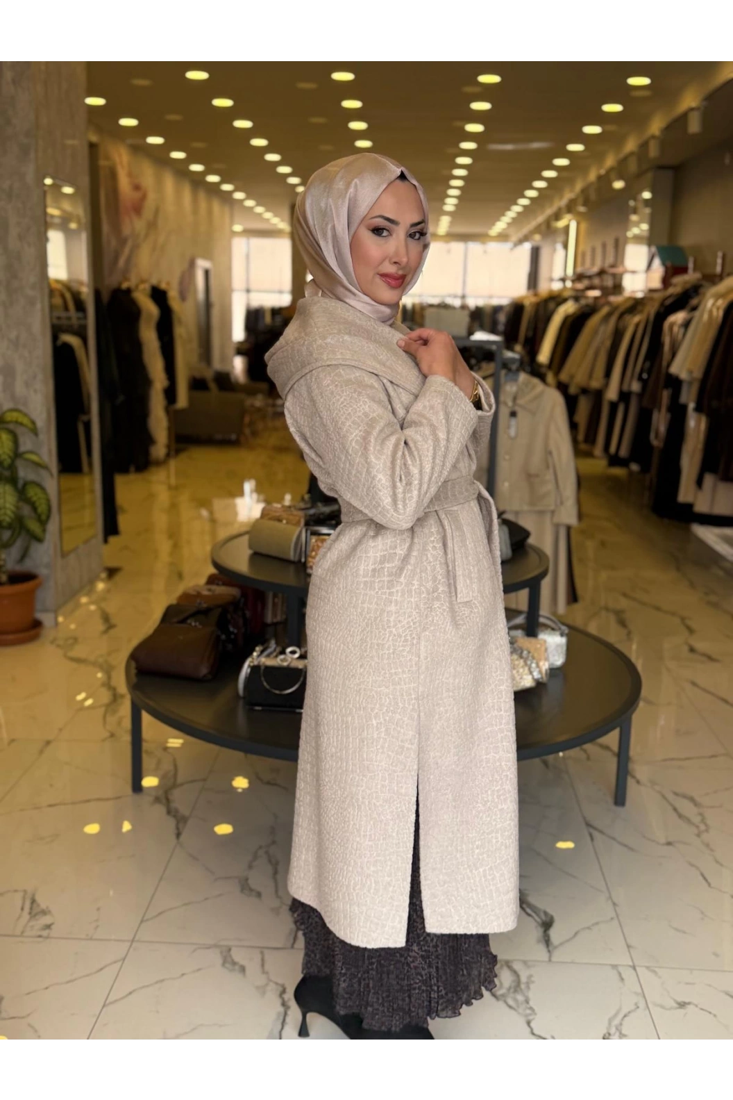 MATEKS-KAPİŞONLU İNCE KAŞE KABAN VİZON