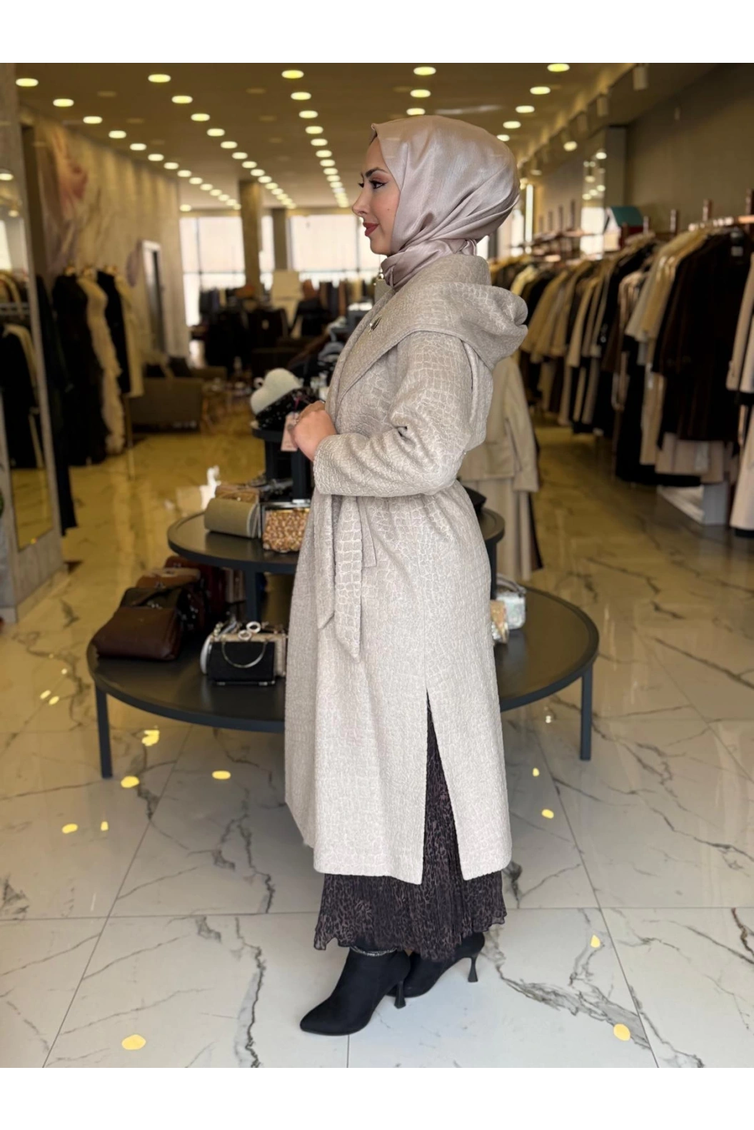 MATEKS-KAPİŞONLU İNCE KAŞE KABAN VİZON