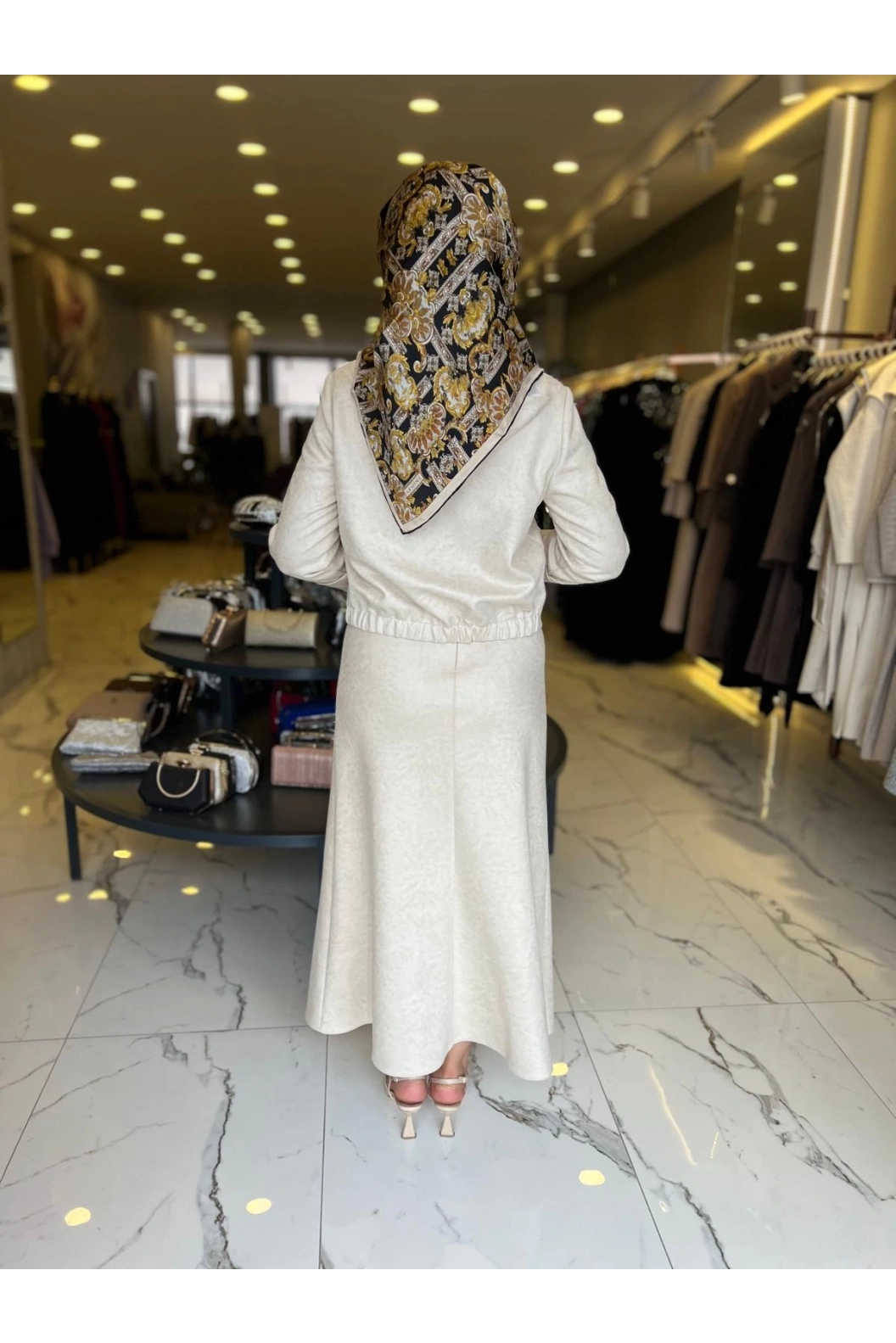 MATEKS-KAPŞONLU SÜET TAKIM BEJ