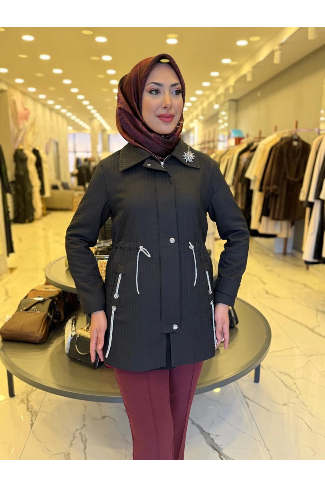 MATEKS-KENDİNDEN ÇİZGİLİ TRENÇ SİYAH