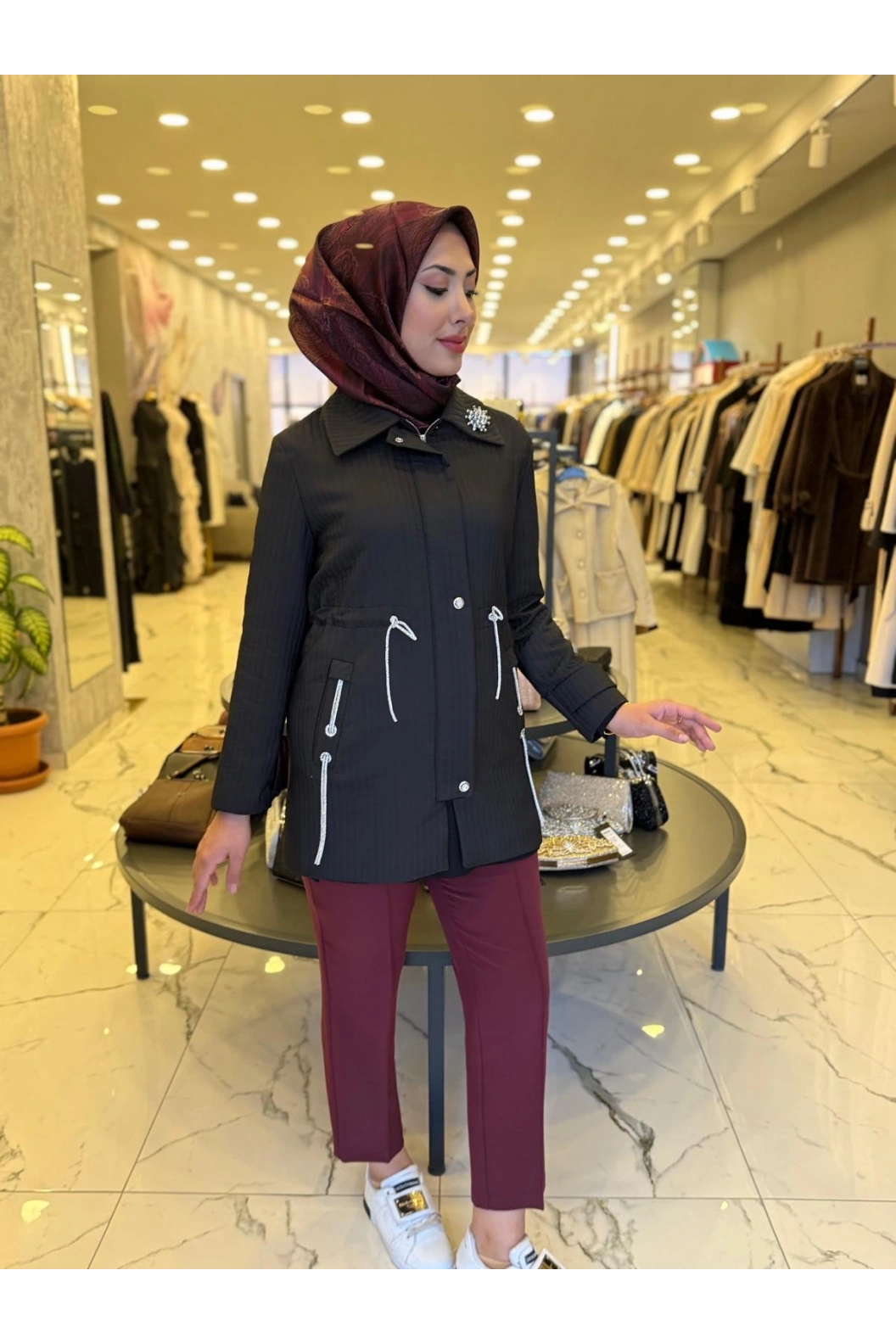 MATEKS-KENDİNDEN ÇİZGİLİ TRENÇ SİYAH