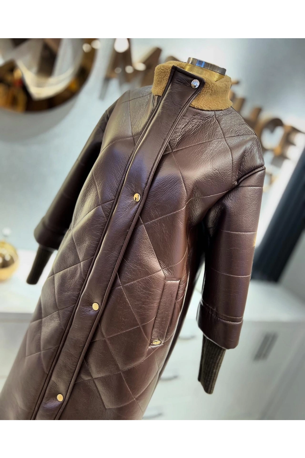 MATEKS-KOLLARI TRİKOLU DERİ KABAN KAHVE