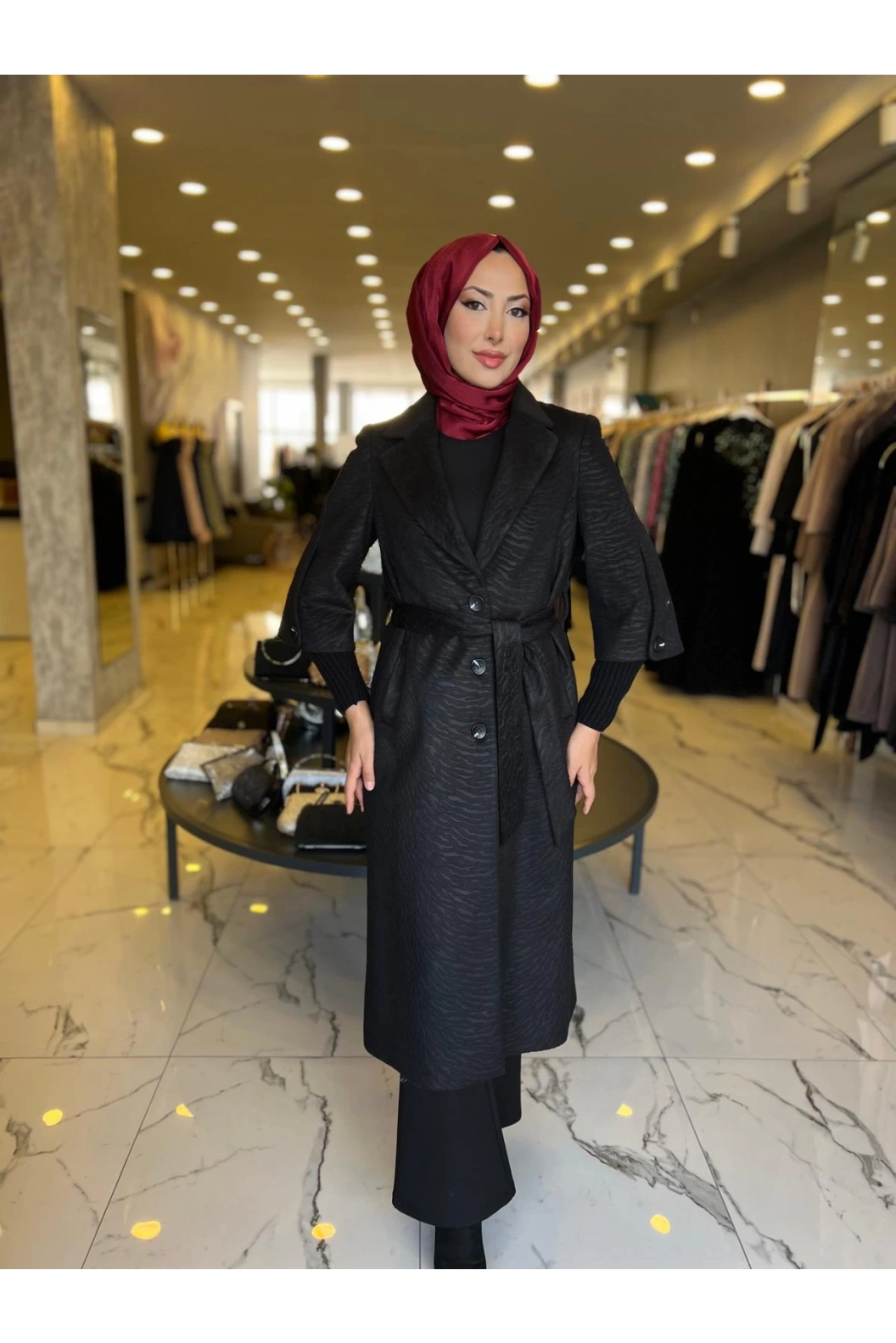 MATEKS-KOLLARI TRİKOLU KAŞE KABAN SİYAH