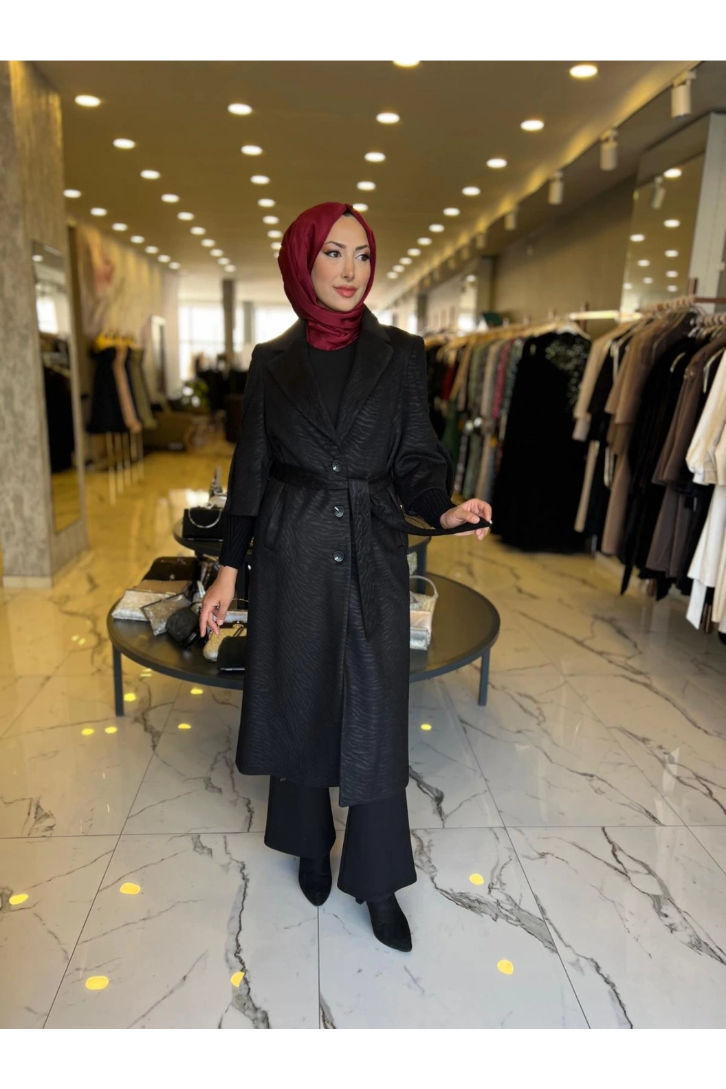 MATEKS-KOLLARI TRİKOLU KAŞE KABAN SİYAH