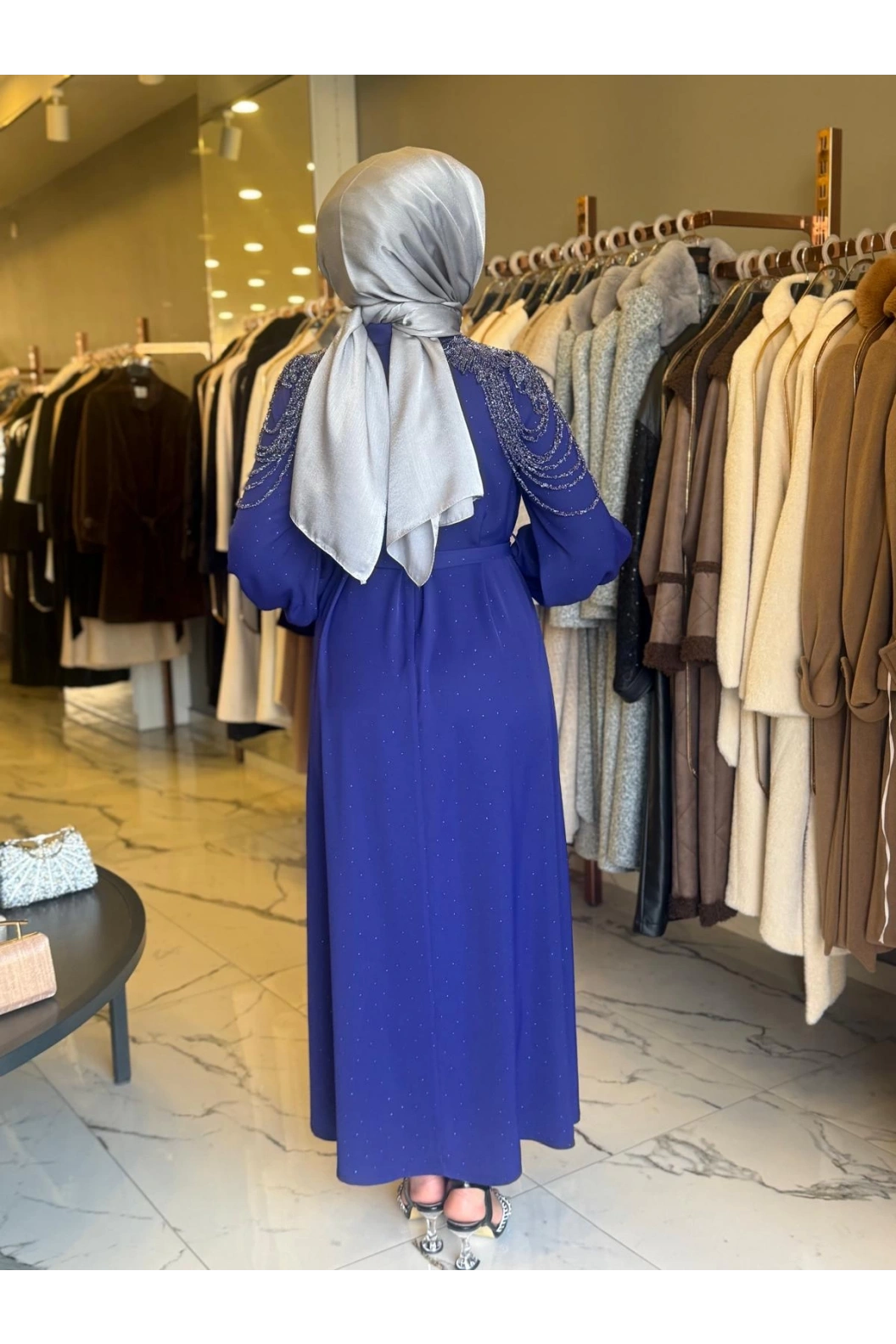 MATEKS-OMUZLARI BONCUKLU ELBİSE MOR