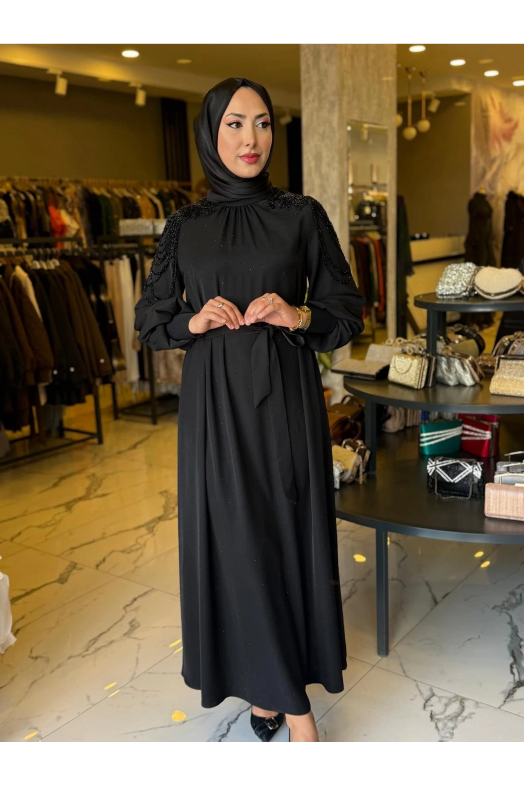 MATEKS-OMUZLARI BONCUKLU ELBİSE SİYAH