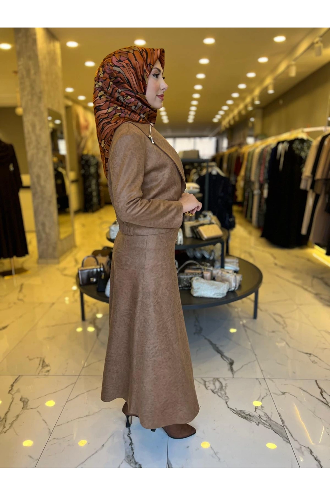 MATEKS-SÜET ETEKLİ TAKIM TABA