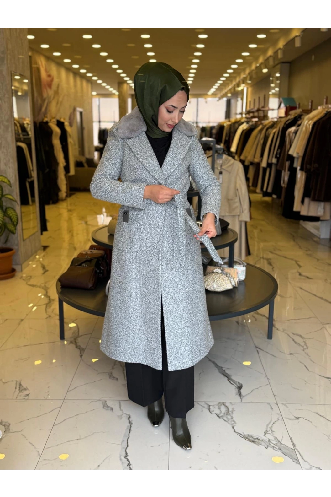 MATEKS-YAKASI KÜRKLÜ TEDDY KABAN GRİ