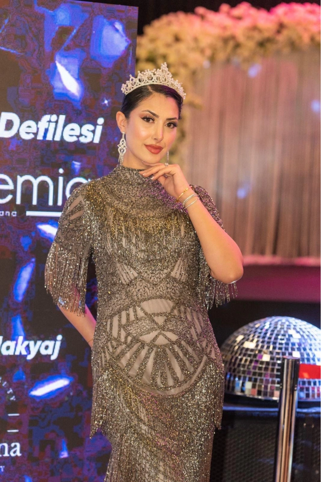 MAXWELA-KISA KOLLU PÜSKÜLLÜ ABİYE ANTRASİT