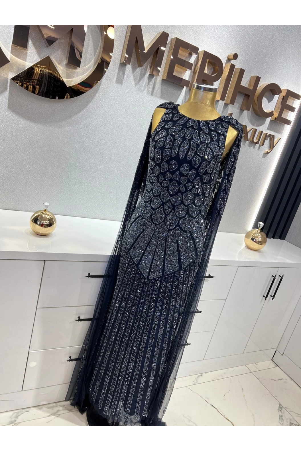 MAXWELA-PELERİNLİ İTHAL ELBİSE LACİVERT