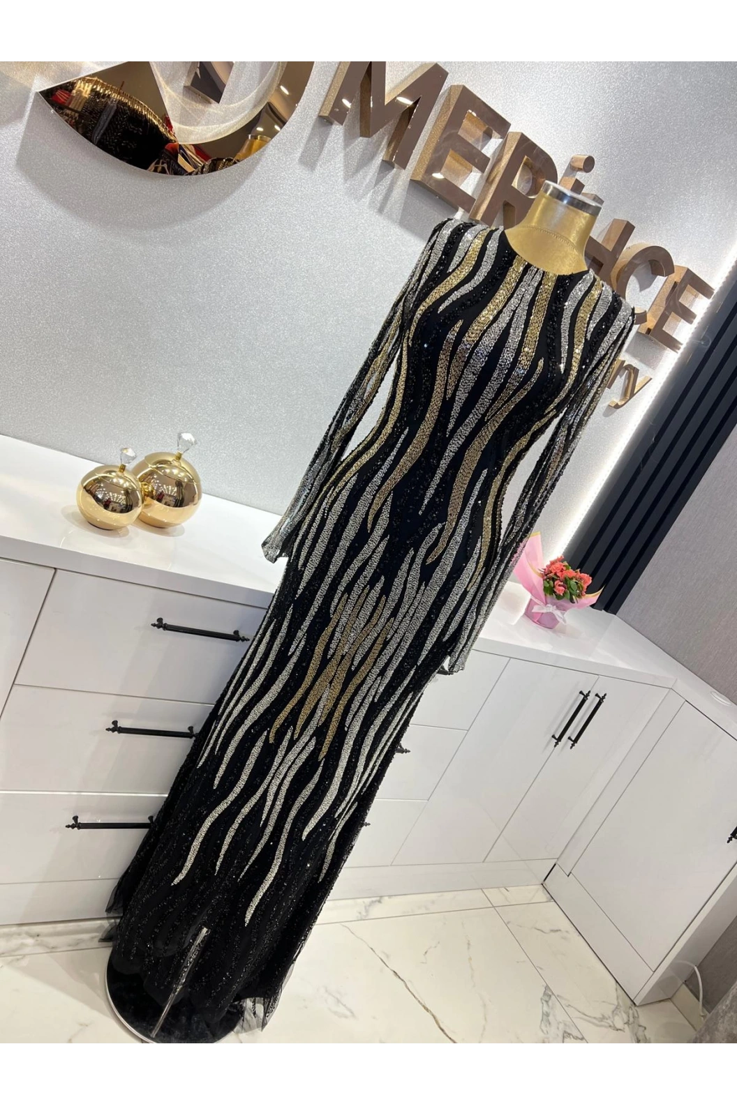 MAXWELA-ZEBRA DESEN İTHAL ABİYE SİYAH