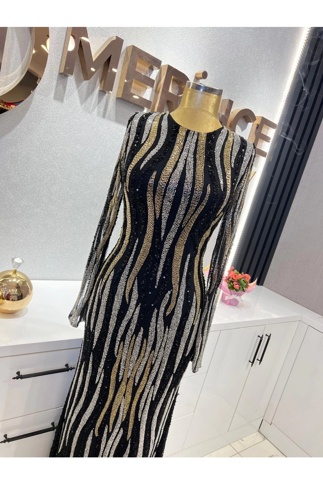 MAXWELA-ZEBRA DESEN İTHAL ABİYE SİYAH