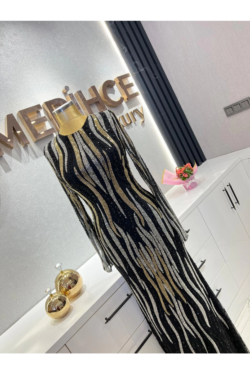 MAXWELA-ZEBRA DESEN İTHAL ABİYE SİYAH