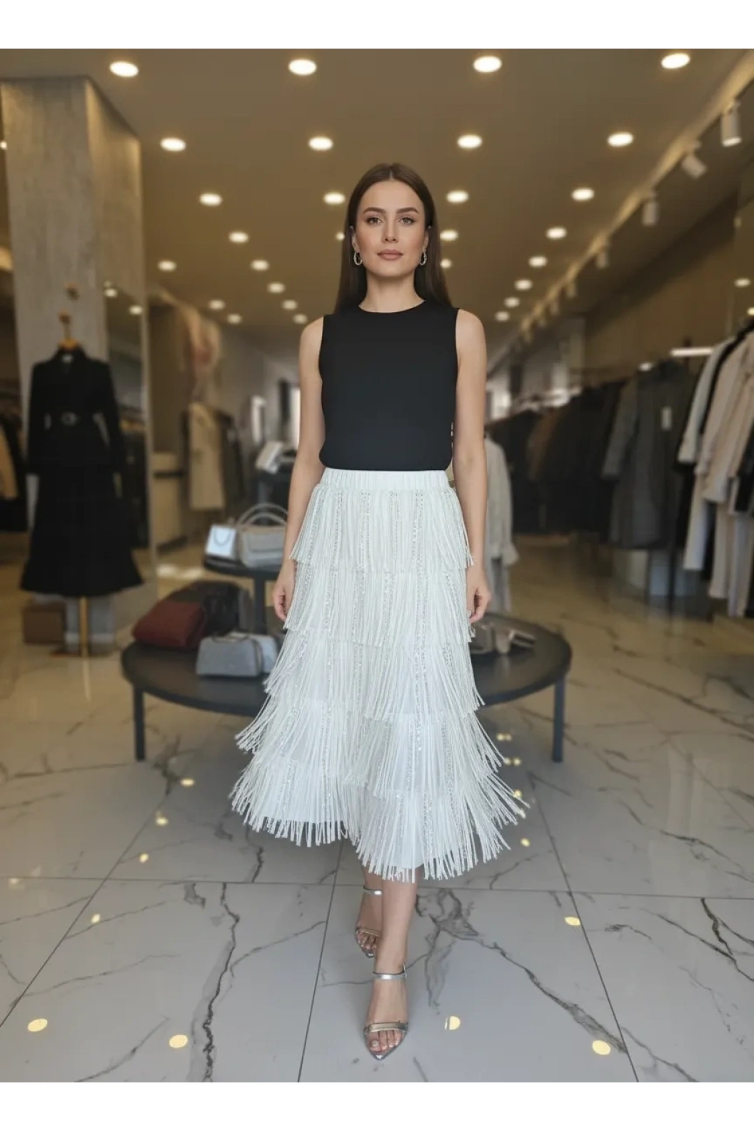 MERİHCE-İTHAL PÜSKÜLLÜ ETEK KREM