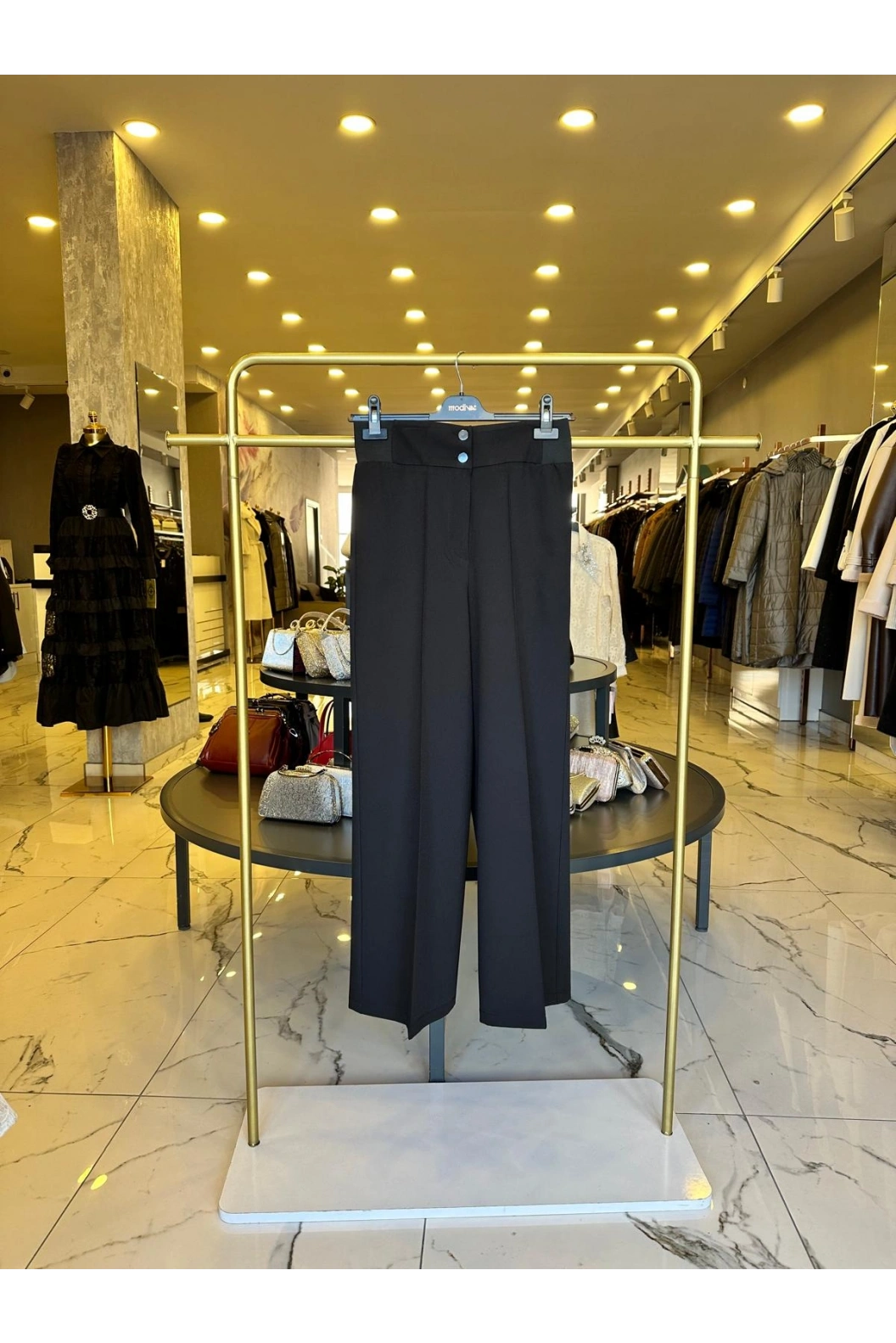 MODİVA-BELİ LASTİKLİ BOL PAÇA PANTOLON SİYAH