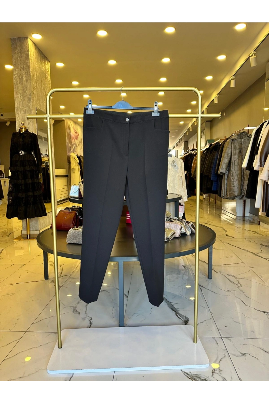 MODİVA-DÜĞMELİ KALEM PANTOLON SİYAH