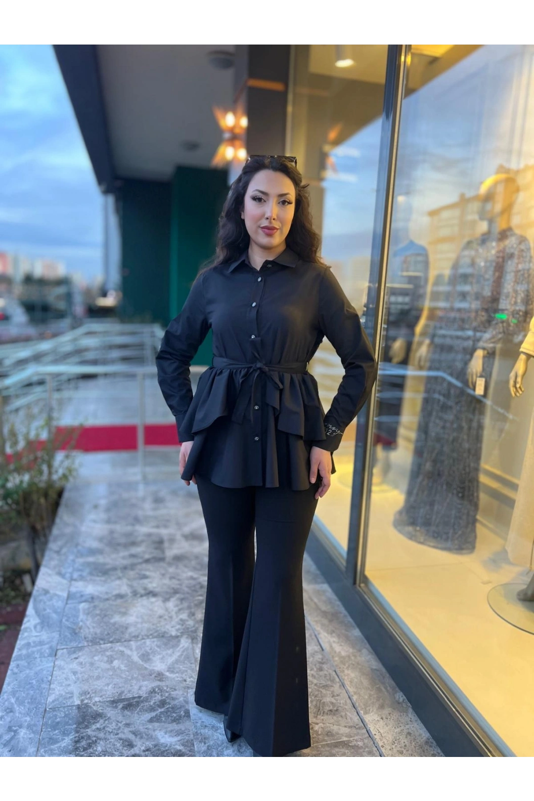 MY312-ARKASI DANTELLİ TUNİK SİYAH