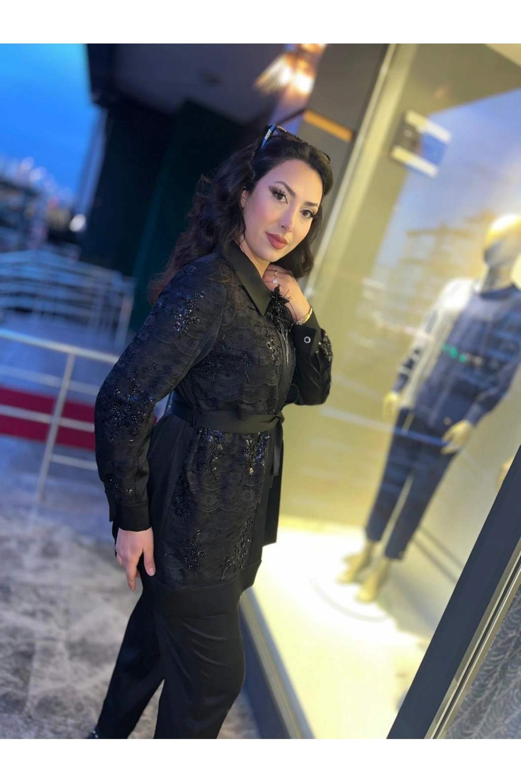 MY312-DANTELLİ BROŞLU TAKIM SİYAH