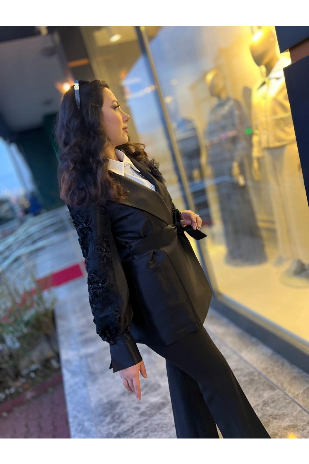 MY312-KOLLARI DANTELLİ CEKET SİYAH