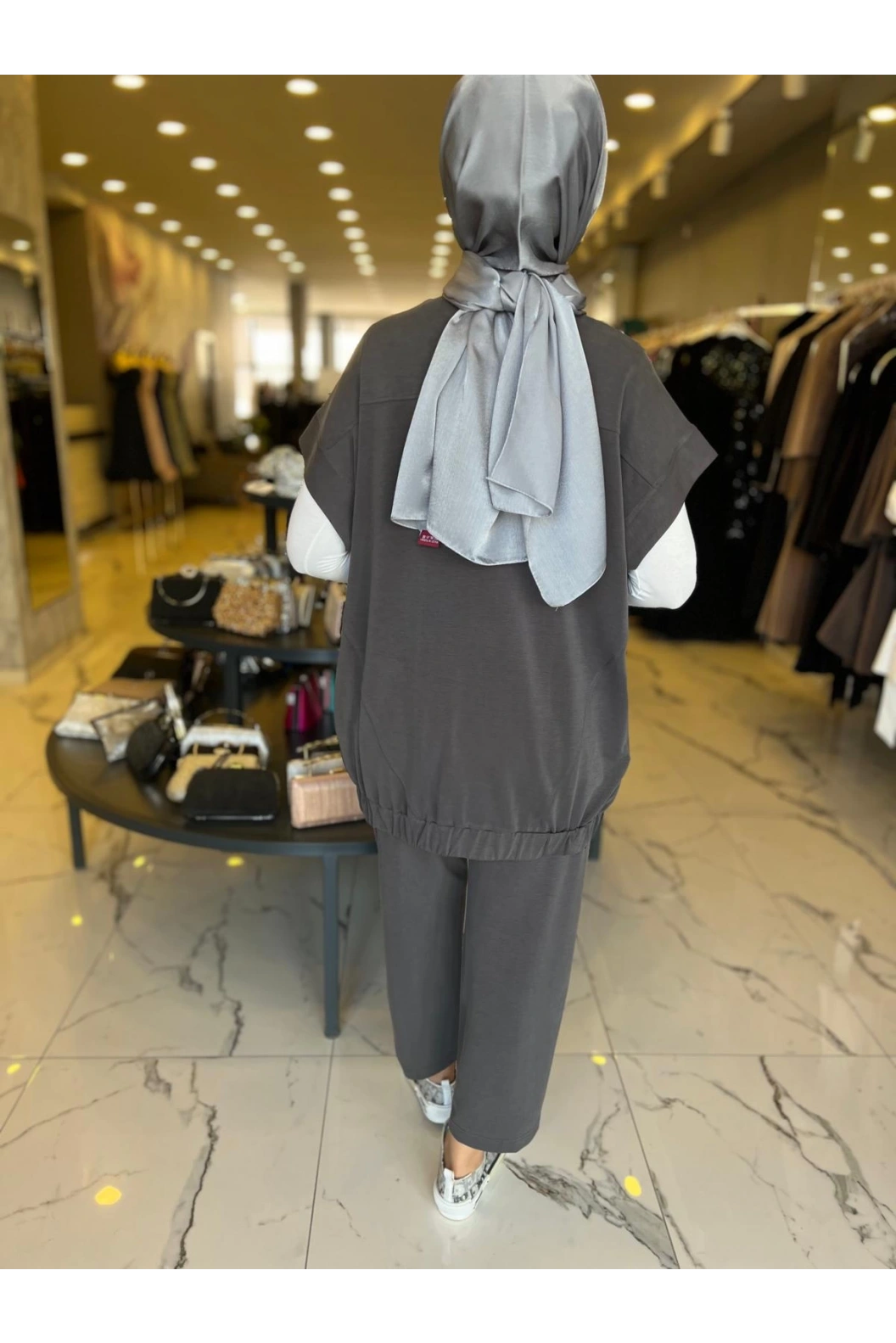 MY312-OMZU TAŞLI TAKIM ANTRASİT