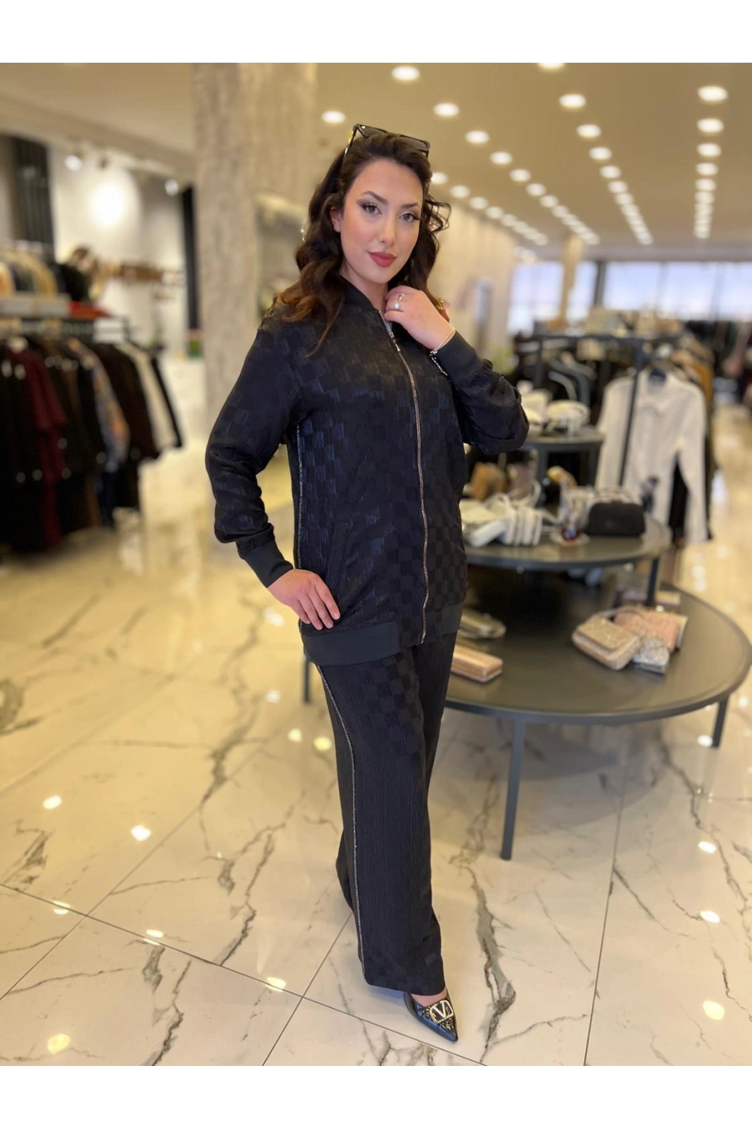 MY312-TAŞLI JAKAR TAKIM SİYAH